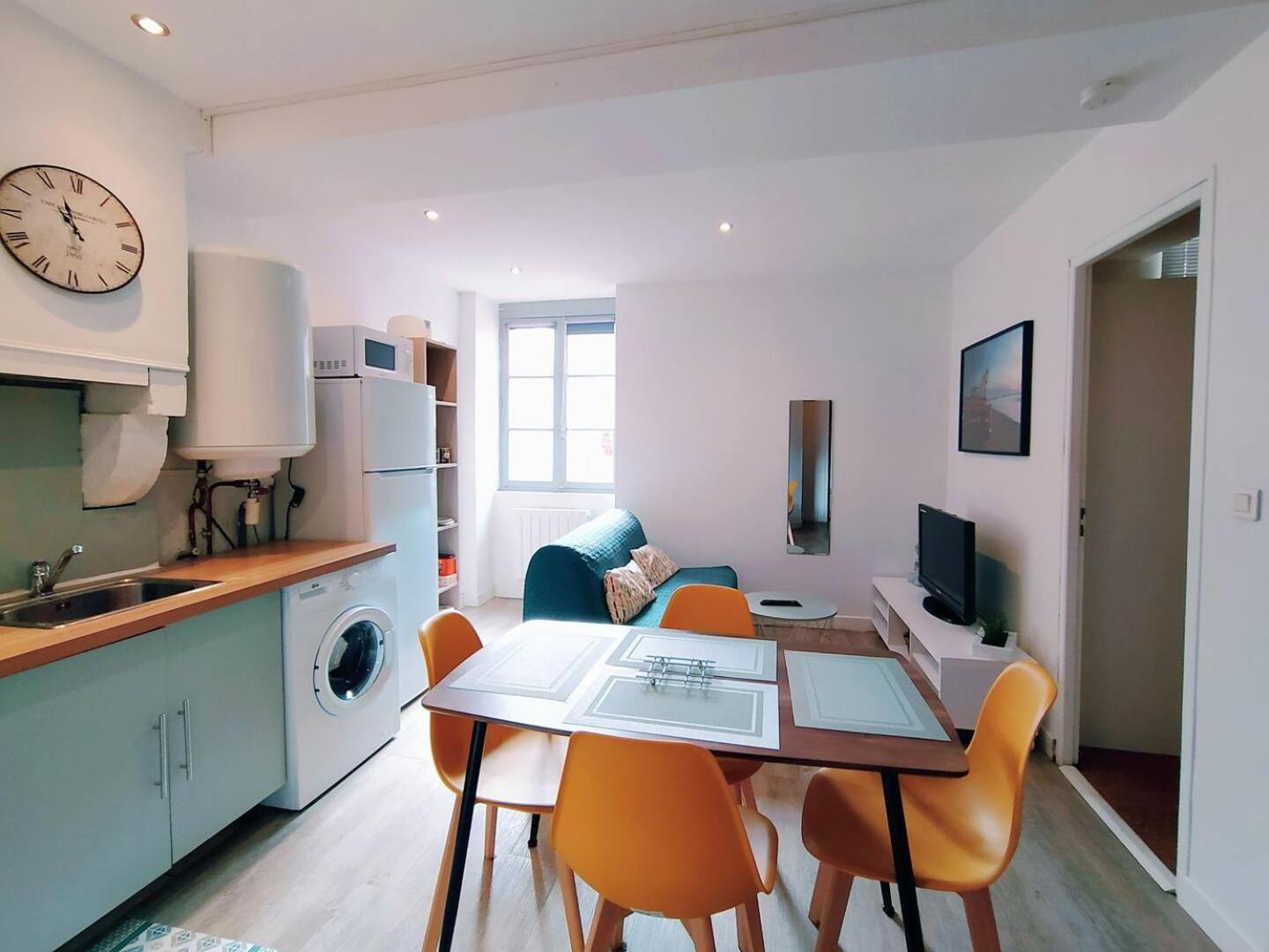 T3 Centre Apartment